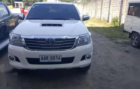 Toyota Hilux G 4x2 MT 2014 White