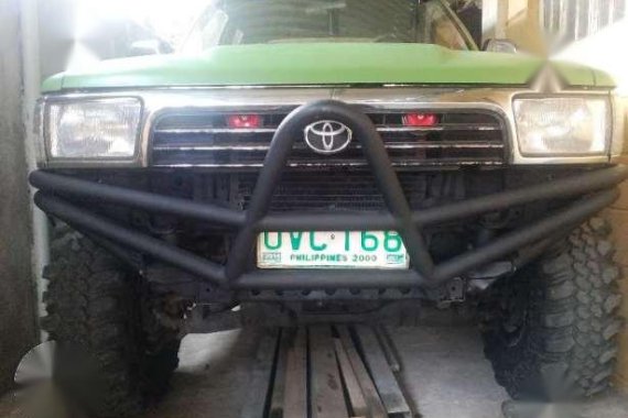 Toyota Hilux Pickup 4x4 Diesel MT