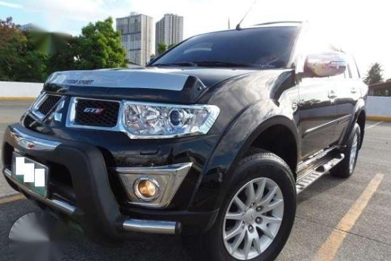  Mitsubishi Montero GTV 4x4 AT 2F4U Fortuner Everest