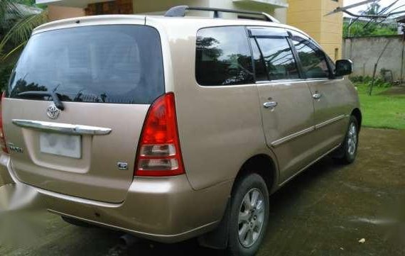 Toyota Innova G 2006 AT Beige 