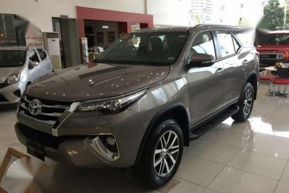 2017 Toyota Fortuner Best Deal at 125K DP
