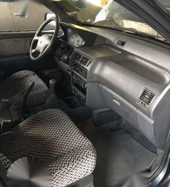 Mitsubishi Space Wagon Gray 1994