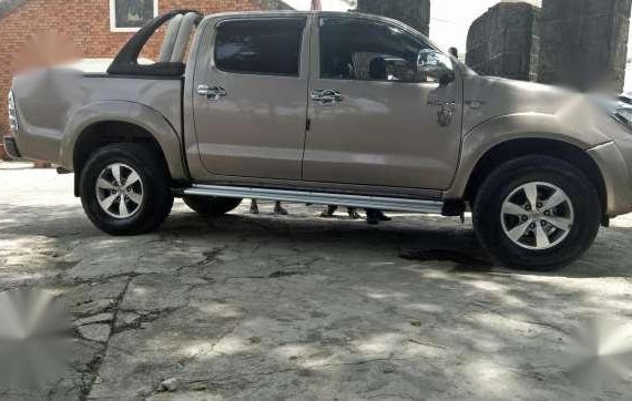 Toyota Hilux Manual Beige 2010
