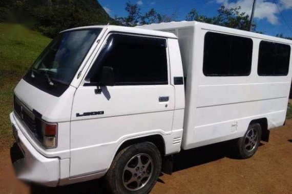 Mitsubishi L300 FB 2004 model