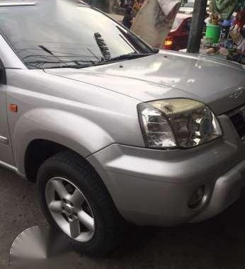 2004 Nissan Xtrail Silver AT For Sale