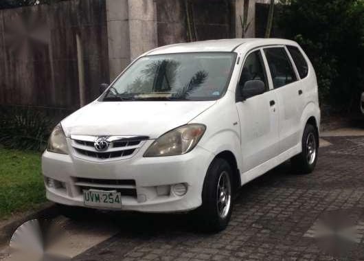 2010 Toyota Avanza J White For Sale