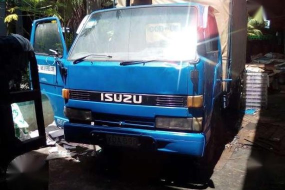 Isuzu elf drop side nkr 14ft. 4BE1