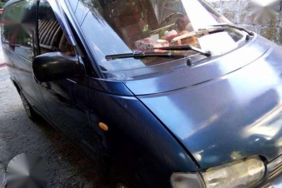 Nissan Serena Blue MT 2000 For Sale