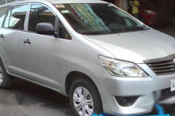 Toyota innova J 2.5 diesel MT