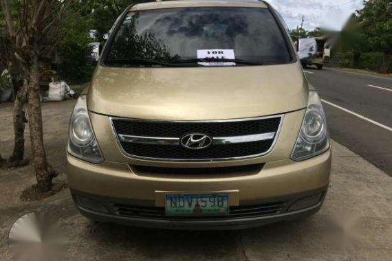 Hyundai Grand Starex gold (2009 model)