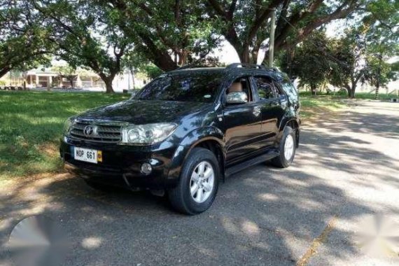 2010 Toyota Fortuner 2.5G 4x2 AT
