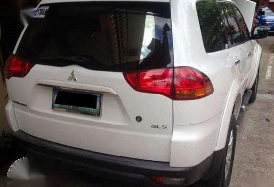 Mitsubishi Montero Sport GLS 2010 White