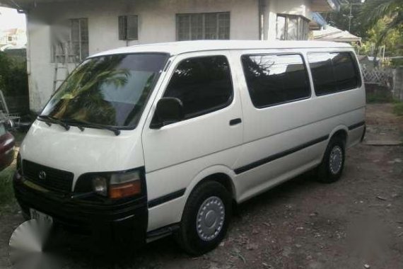 Toyota hiace comuter
