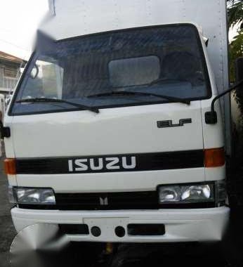 Isuzu Elf Aluminum close van