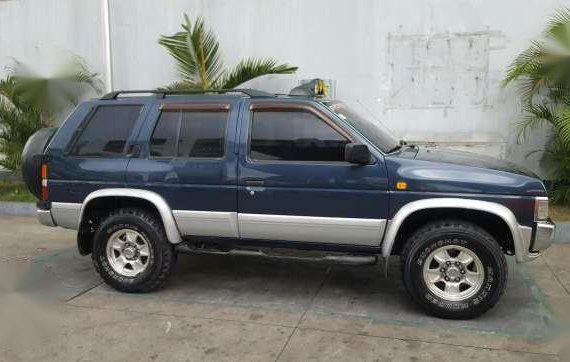 2000 Nissan Terrano Executive Ed 4x4 big tires