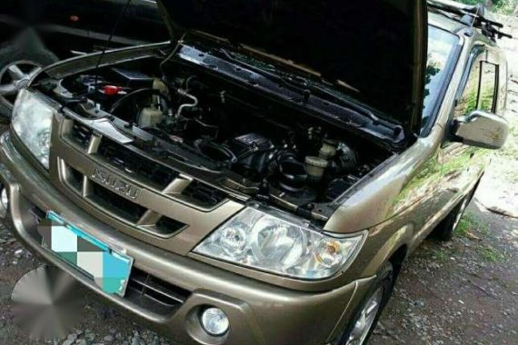 2006 Isuzu Crosswind XT