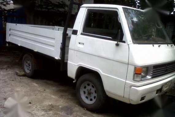 Mitsubishi L300 Dropside 1991 Gas