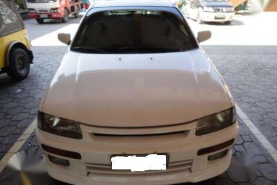 Mazda 323 Limited Edition White AT