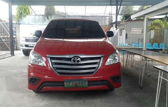 Toyota Innova 2012 Red AT For Sale