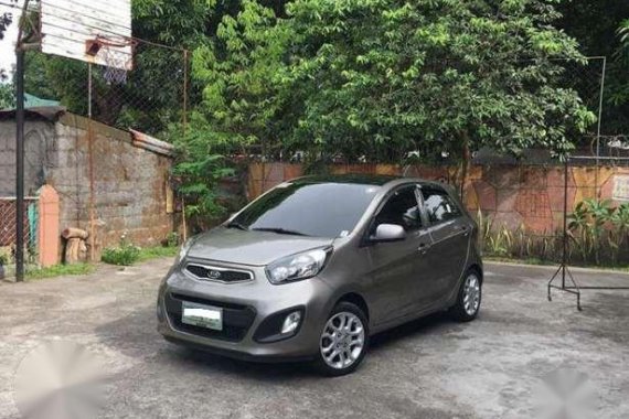 Kia Picanto 2012 Gray AT For Sale