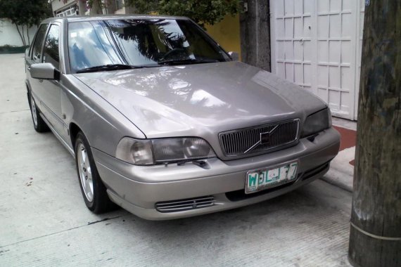 Almost brand new Volvo S70 for sale