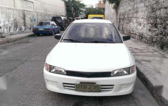 Mitsubishi Lancer GL 1997 White MT