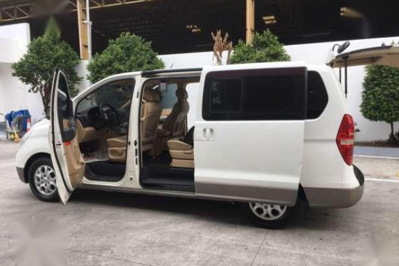 2011 Hyundai Grand Starex Vgt AT White