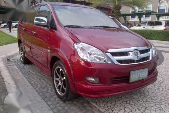 Toyota Innova Red 2005 AT For Sale