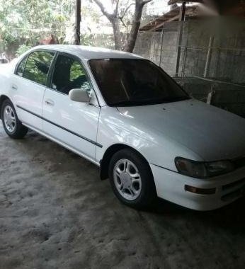 Toyota corolla gli 96 model