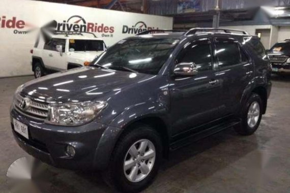 Toyota Fortuner G 4X2 AT 2010 Model DrivenRides
