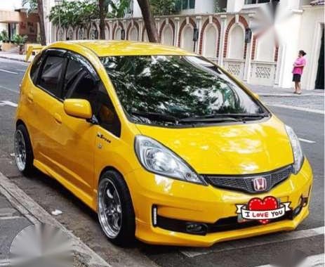 HONDA JAZZ 1.3 (2010model)