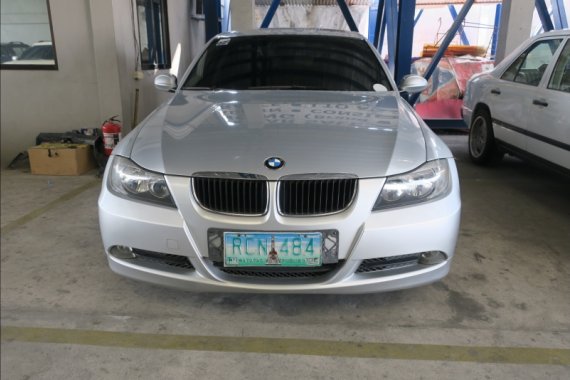 2005 BMW 3-Series Sedan 320i