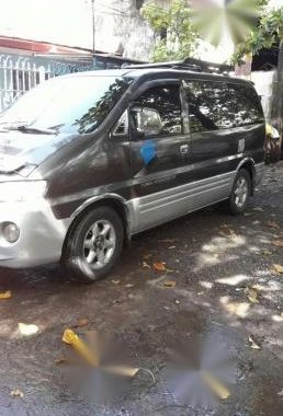 Hyundai Starex Gray 2000 MT For Sale