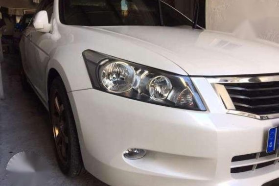 Top of the Line 08 Honda Accord 3.5v6