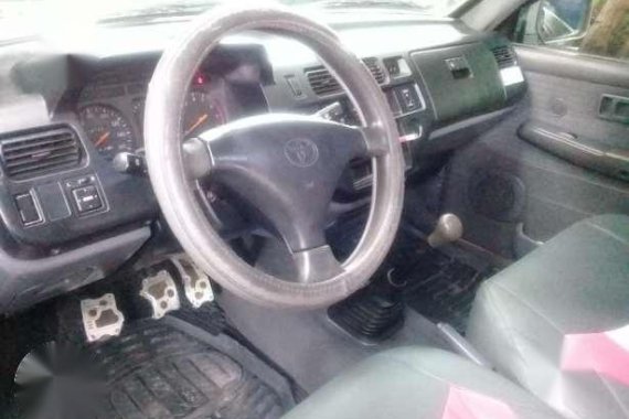 Toyota Revo