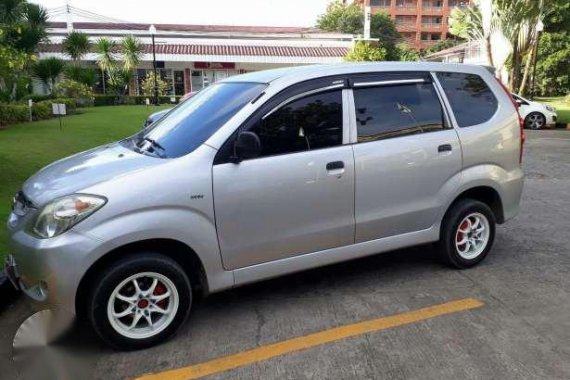 Toyota Avanza J 2010 Silver MT