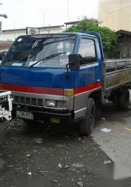 For Sale Isuzu Elf Truck Blue 
