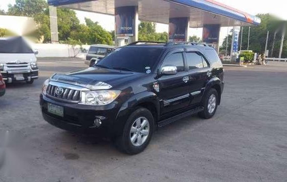 Toyota Fortuner G 2011 MT