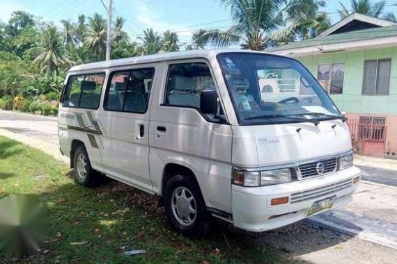 Nissan Escapade 2009 White For Sale