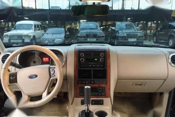 Ford Explorer Eddie Bauer Edition 