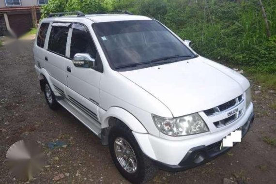 2005 Isuzu Sportivo Manual White 