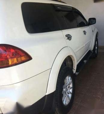 Mitsubishi Montero Sport 2011 White AT 