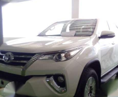 Toyota Fortuner G 2017 White AT 