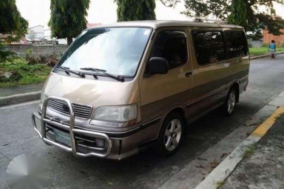 Toyota Hiace Grandia 1999