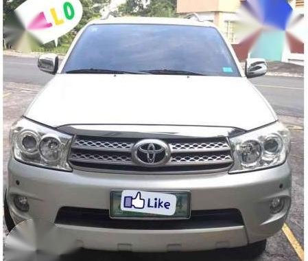 2009 Toyota Fortuner G AT Gas 