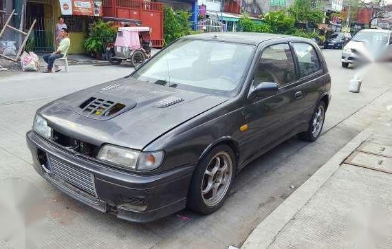 Nissan Pulsar Gti-R