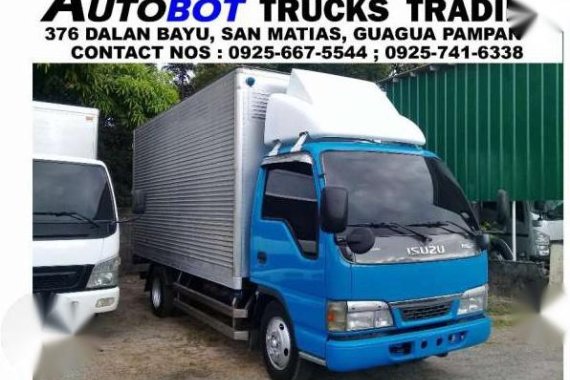 Isuzu Elf Closed Van 14ft with Windbreaker Japan CBU 2017
