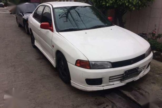 Mitsubishi Lancer GL 1997 (Pizza pie)