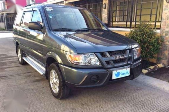 Isuzu Crosswind XT 2010 MT