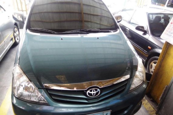 Toyota Innova 2011 Diesel Automatic Green